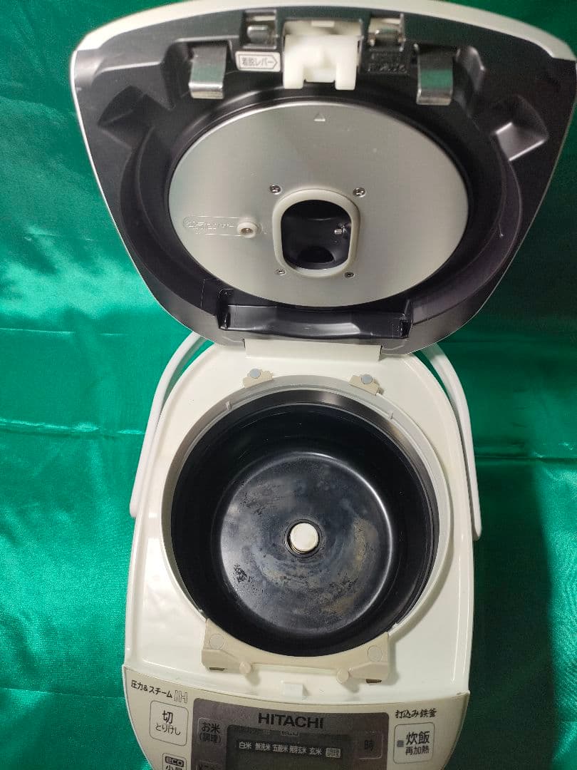 【状態良好】日立ＩＨ炊飯器 5.5合 RZ-SV100K パールホワイト 保証付