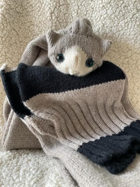 ウールマフラーハンドメードウール猫