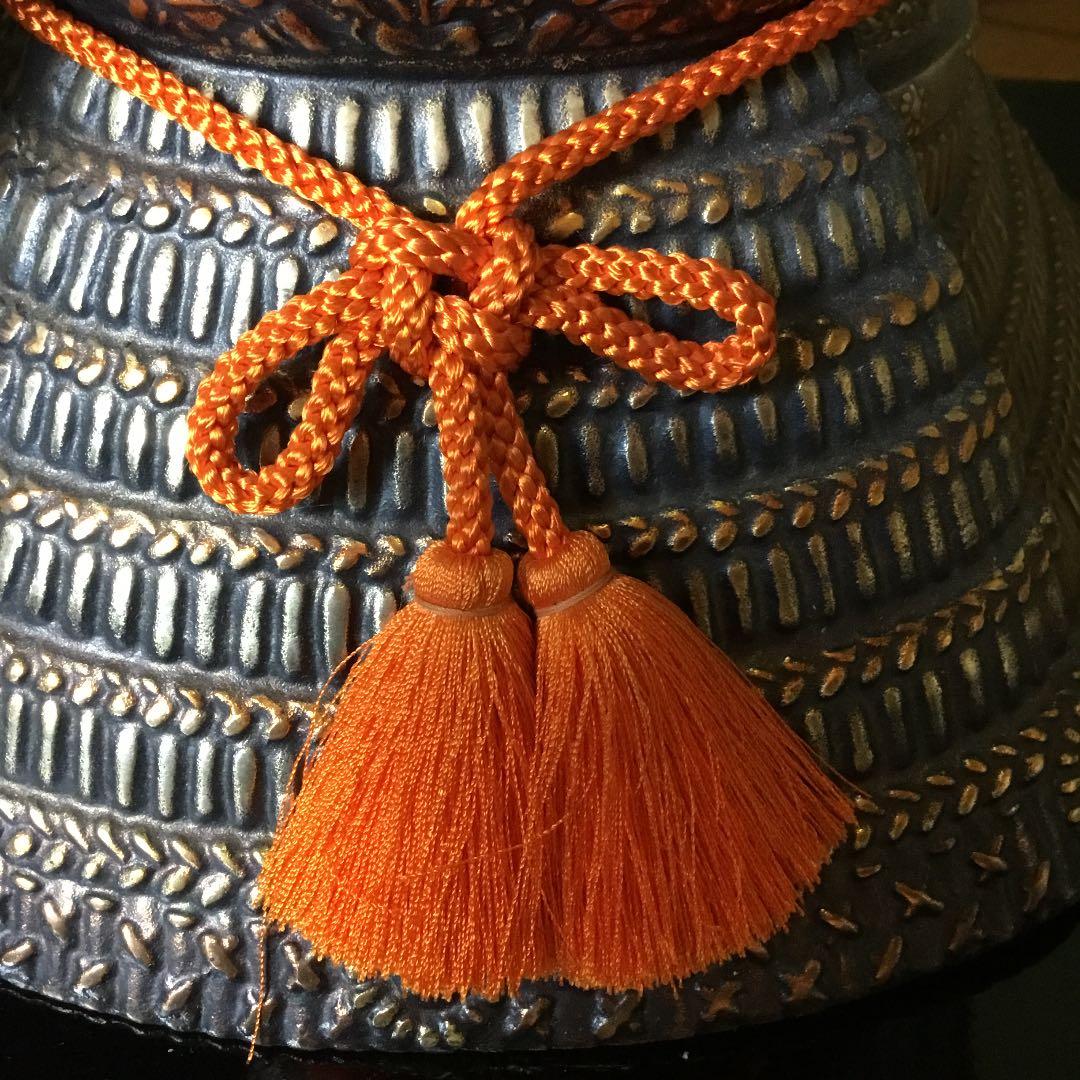 高級美術品　鎧置物　台付き