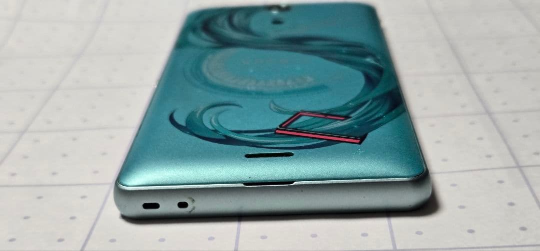 docomo Xperia 初音ミクデザイン SO-04E 箱付