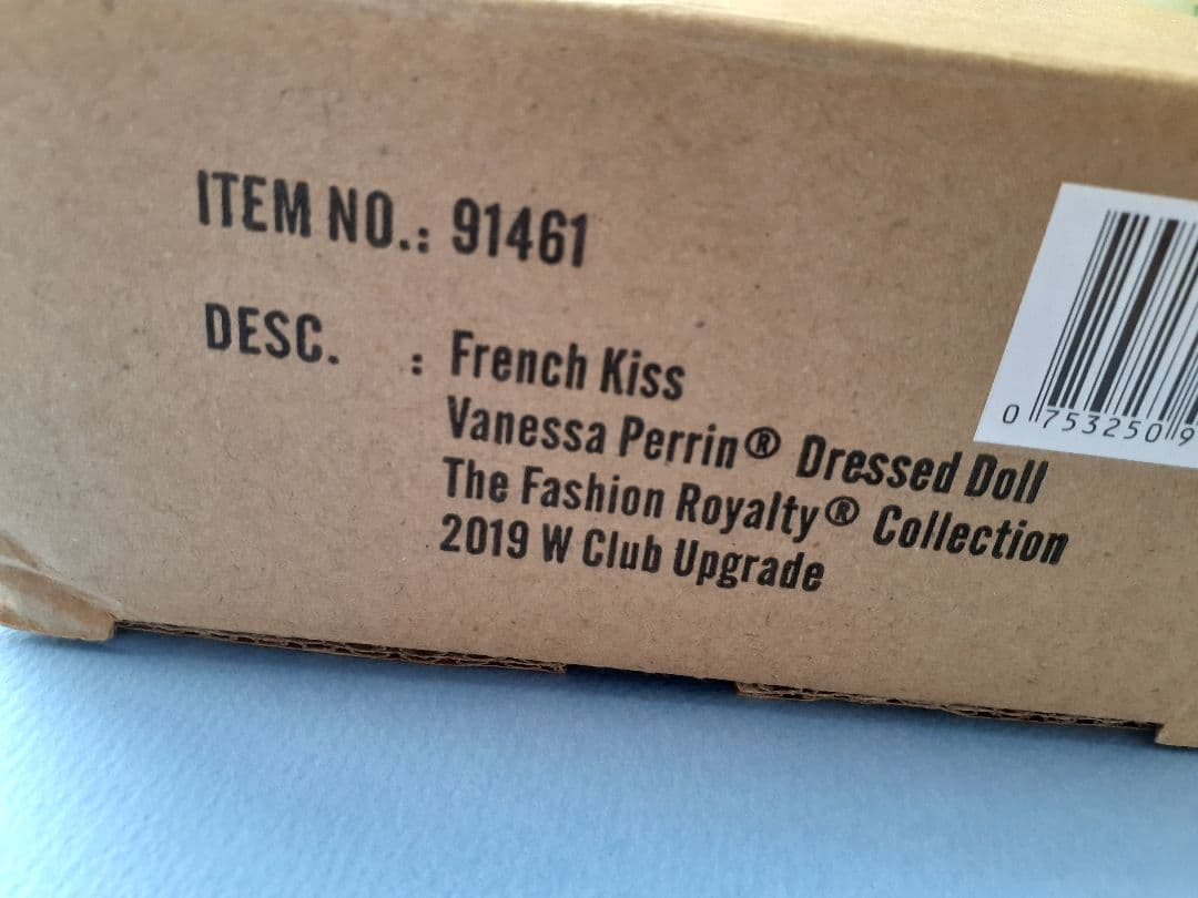 French Kiss Vanessa Perrin　ファッションロイヤリティ