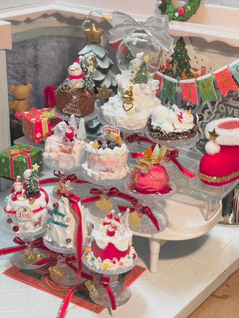 クリスマスホールケーキ僕のおうちに遊びにおいでよ！