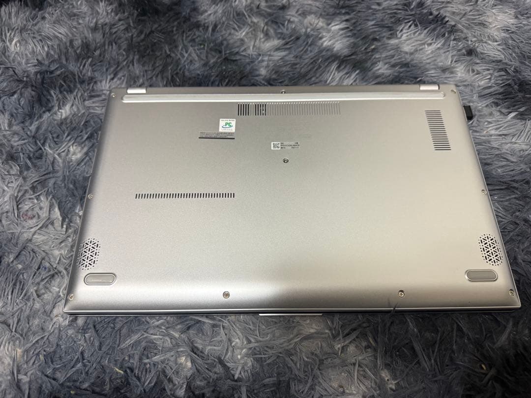 美品ASUS ノートPC 15.6インチ シルバー