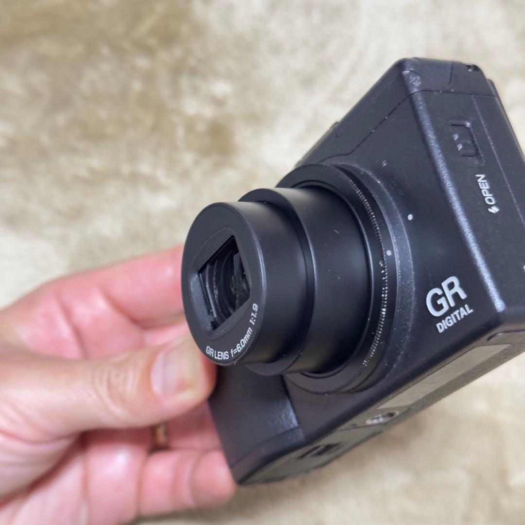 デジタルカメラ RICOH GR DIGITAL iii