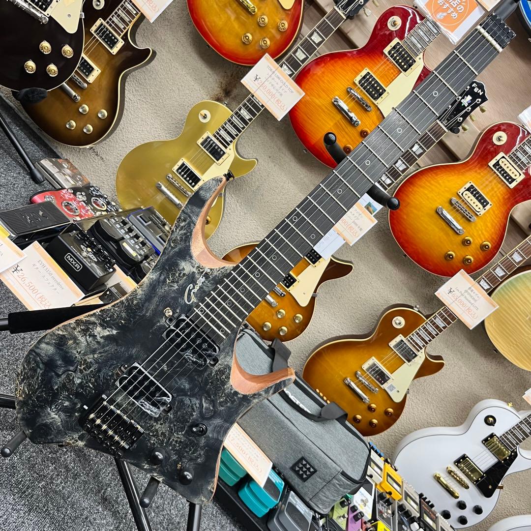 【11880】【新品】【通常弦張れます】 ヘッドレスギター ブラック