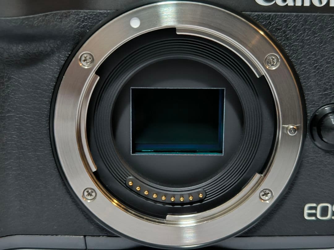 CanonEOSM6EF-M15-45mmF3.5-6.3ISSTMレンズキット