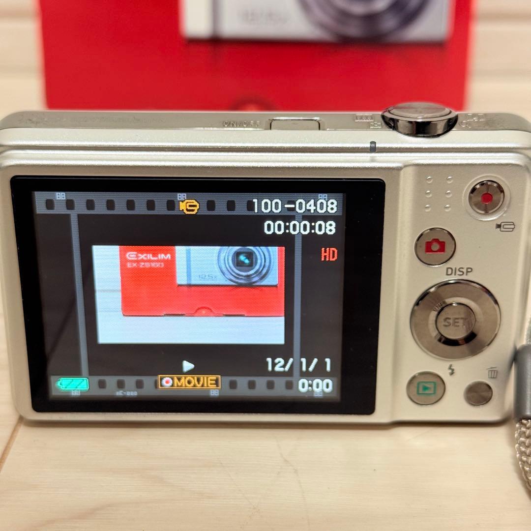 充電器付き　CASIO EXILIM EX-ZS160 シルバー　デジタルカメラ