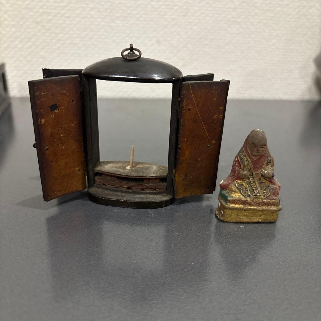 日蓮仏像　木製