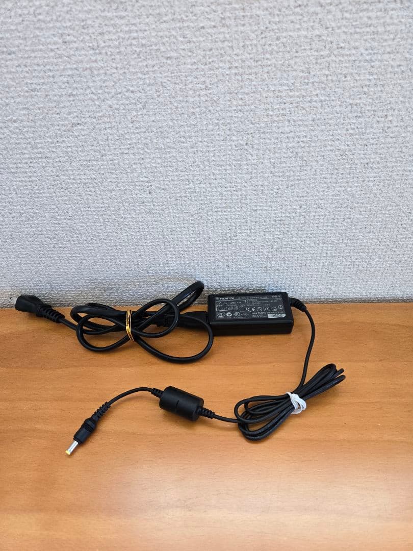 Fujifilm FinePix V10 コンパクトデジタルカメラ　動作確認済