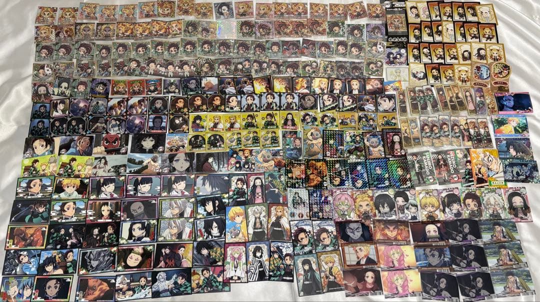 鬼滅の刃 アクリルスタンド 缶バッジ 色紙 カード まとめ売り 1500点以上