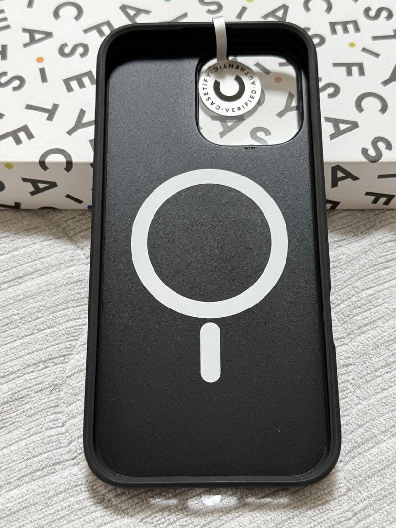 CASETiFY ミラーケース16proMax magsafe対応
