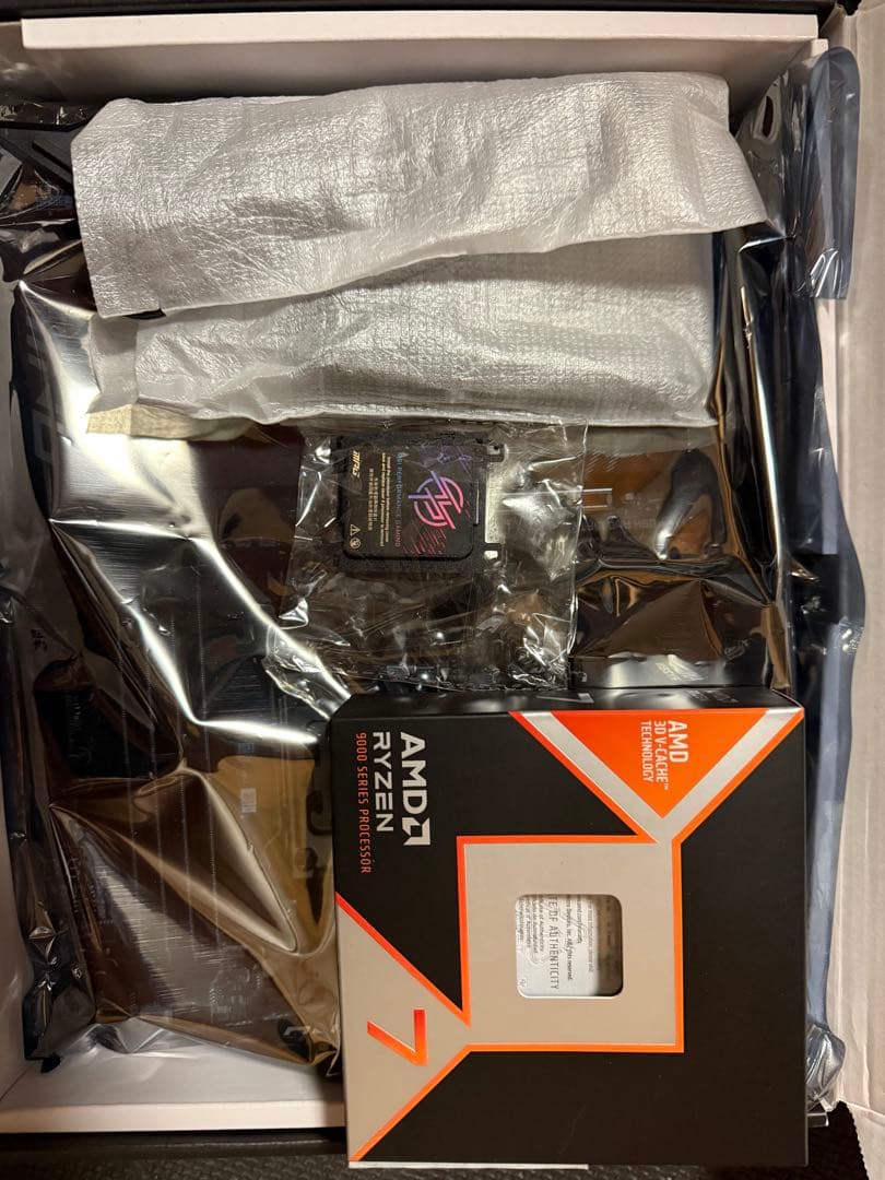 CPU AMD Ryzen 9800X3D+MSI X870E carbon