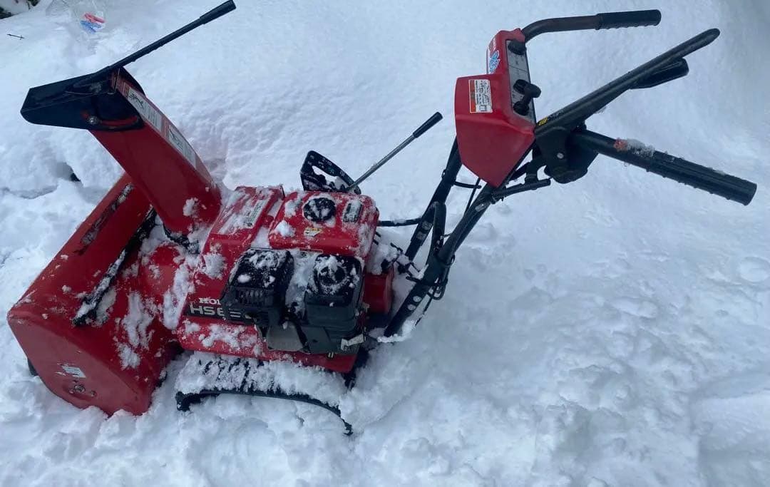 　除雪機HONDA HS655 セルバッテリ現在使用不可