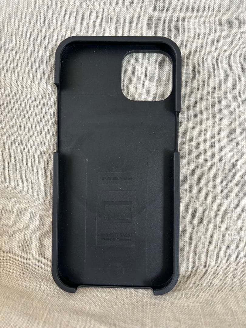 FREITAG iPhone14ケース 黒 ストラップ付き