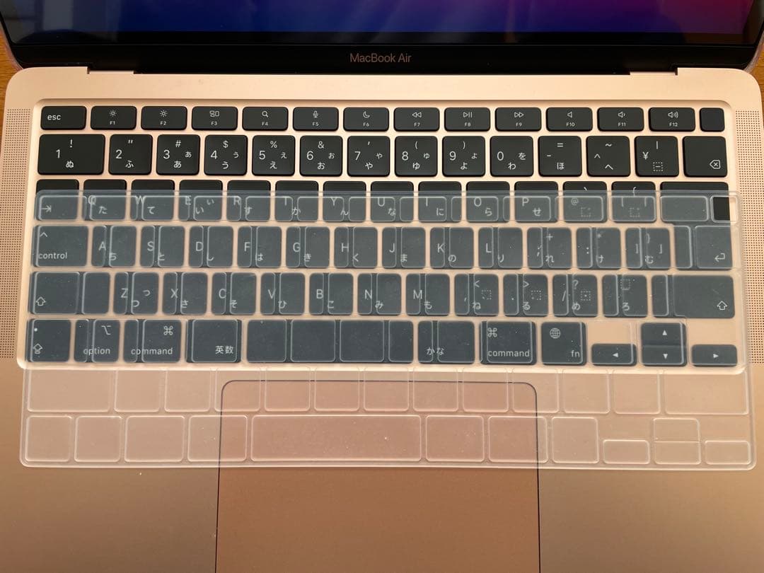 【美品，おまけ・保証付き】MacBook Air m1 256GB 8GB