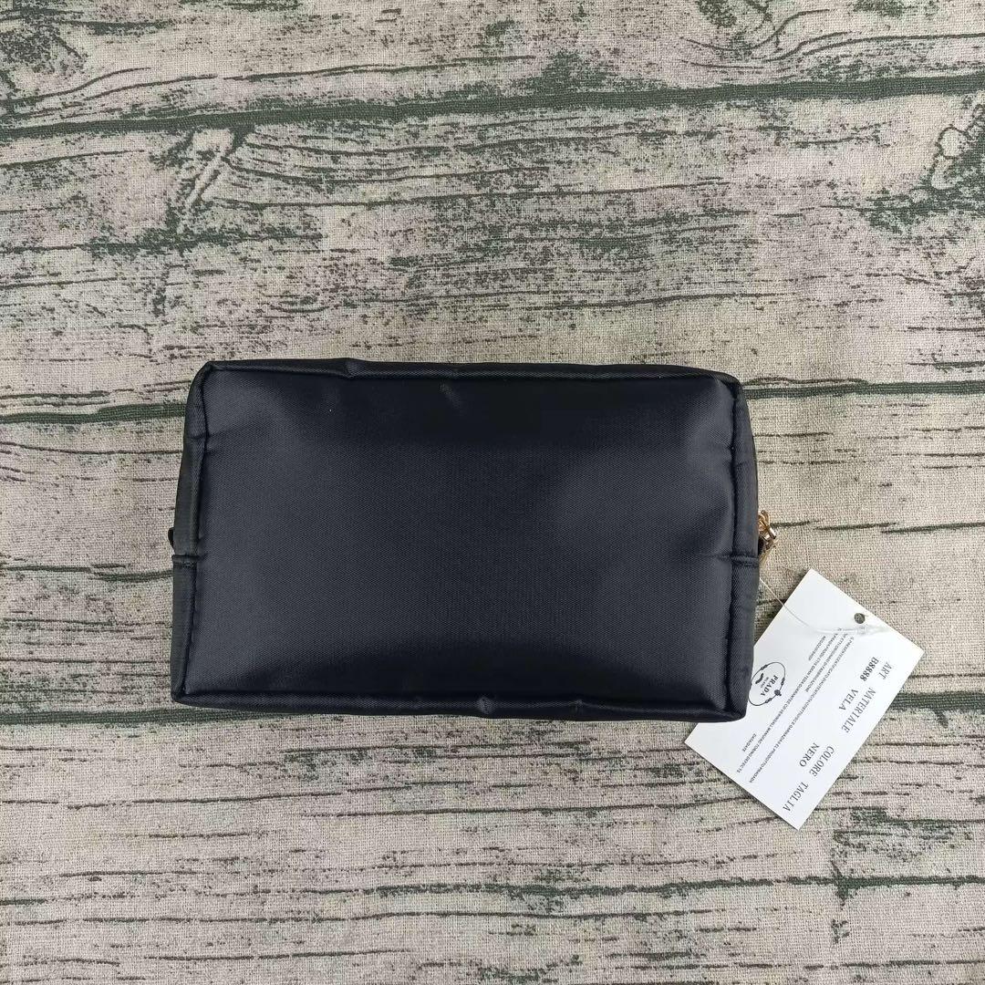 PRADA ノベルティ ナイロン ブラック ポーチ ボックス型