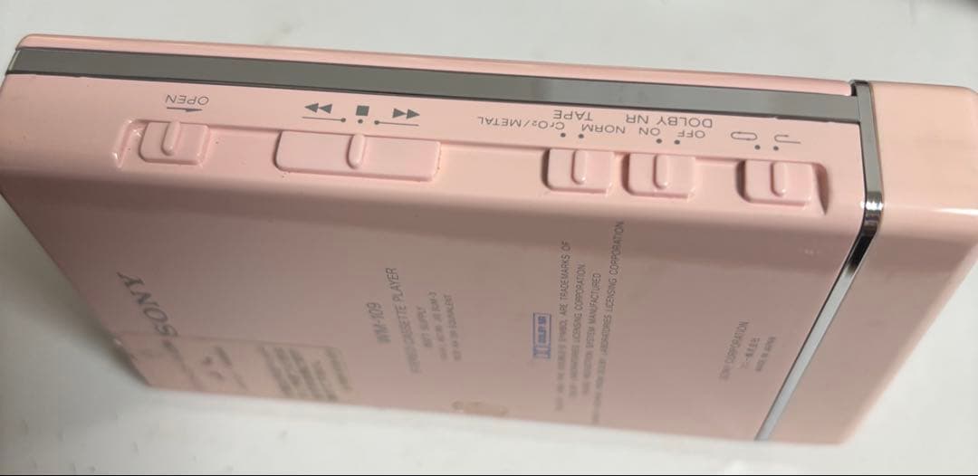 SONY ウォークマンWM-109カセットプレーヤー ピンク