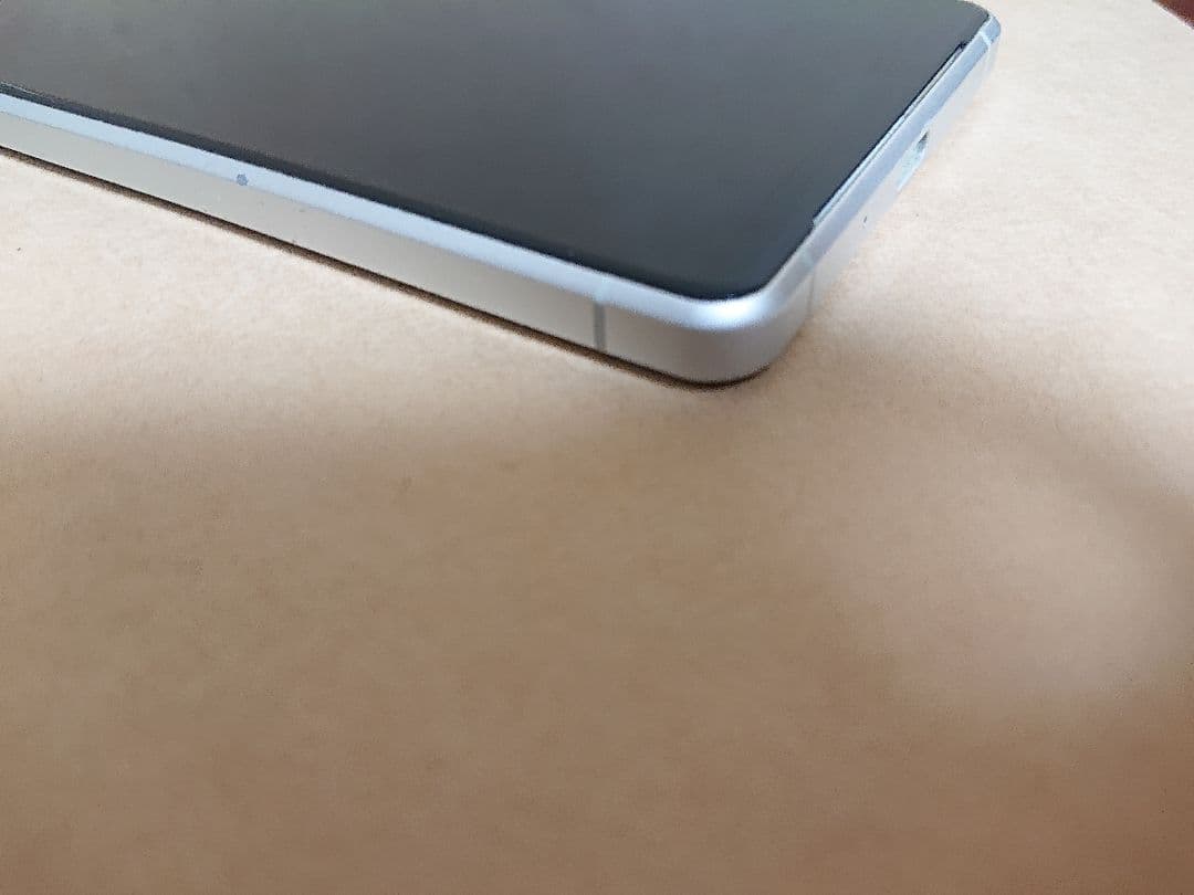 SONY Xperia 1 II au SOG01 ホワイト SIMロック解除済