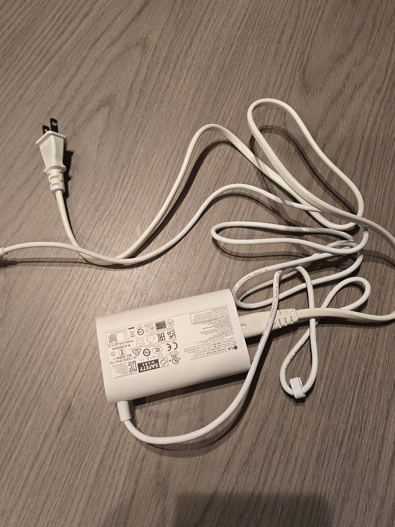 LG gram 14インチ ホワイト ノートPC