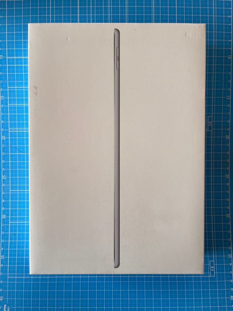 【訳あり・箱付き】iPad Air 3 Wi-Fi 256GB シルバー