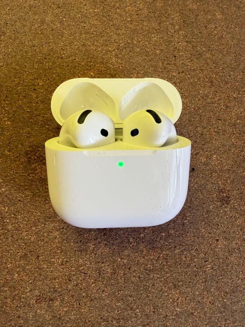 純正完動Apple Airpods4 （アクティブノイズキャンセリング搭載）
