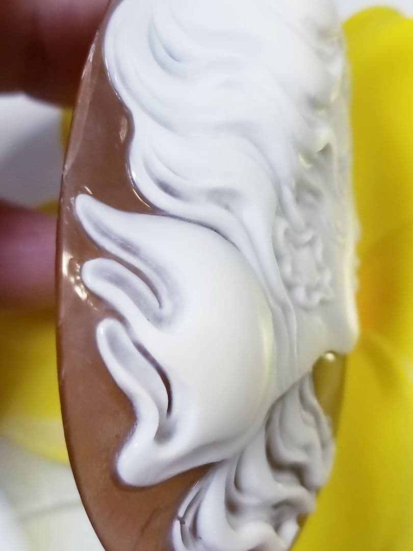 KS-209 【カルロ・パルラーティ作】天然シェルカメオルース