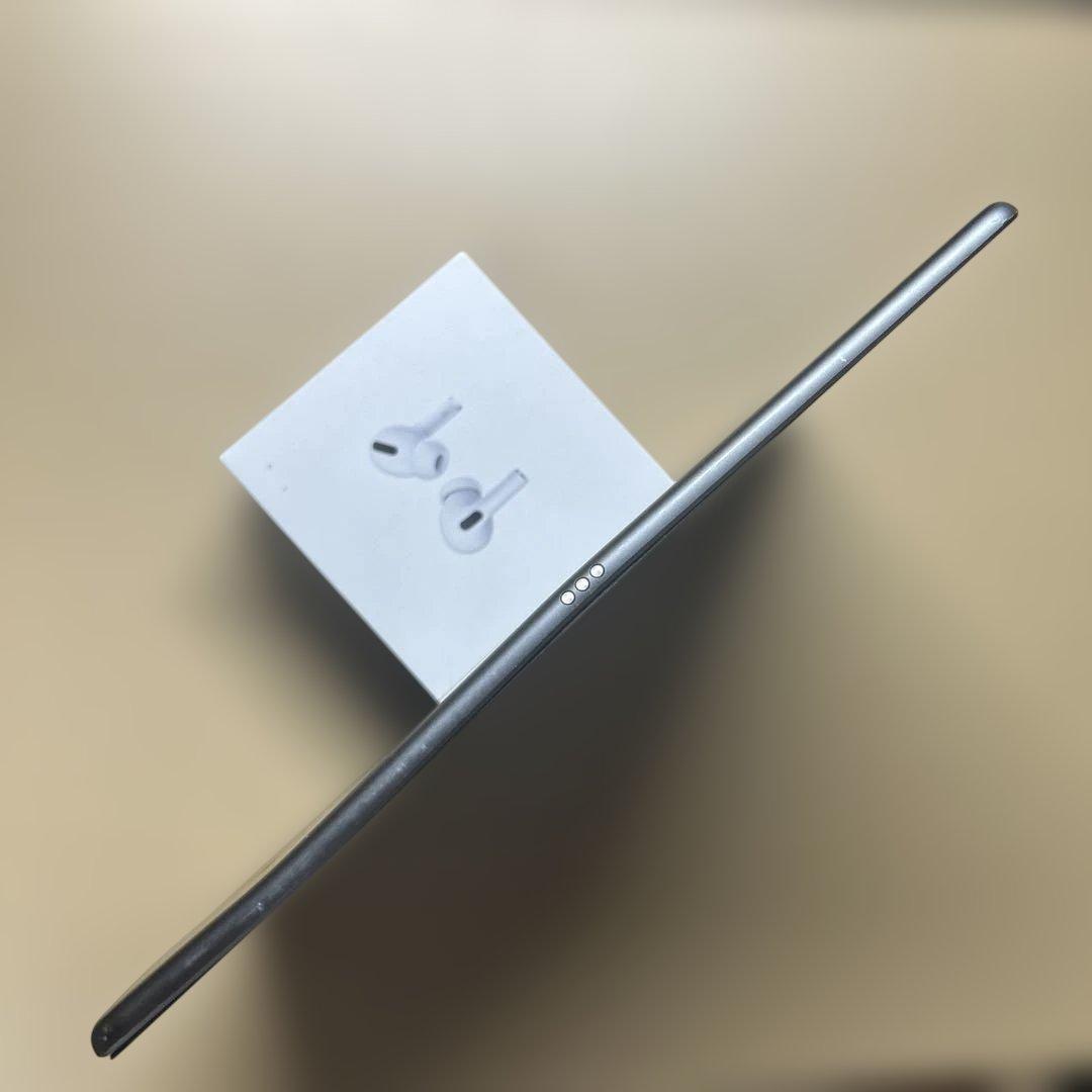 iPad Air3 64GB Wi-Fi 画面割れあり　バッテリー最大容量90%