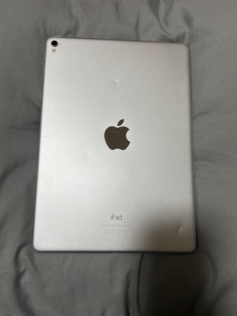Apple iPad 本体 シルバー【最終値下げ】