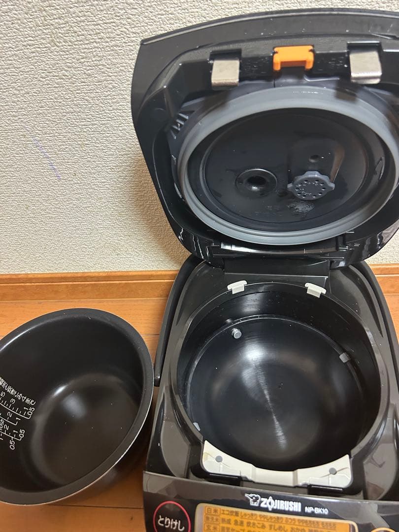 Zojirushi NP-BK10 炊飯器