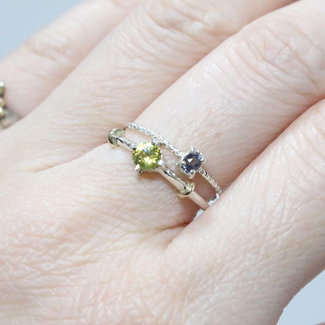 青紫色キラ✴︎カラーチェンジガーネット細身両サイドミル打ちシルバーリング11号