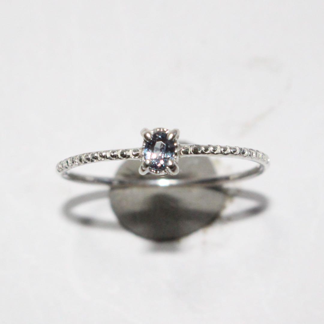 青紫色キラ✴︎カラーチェンジガーネット細身両サイドミル打ちシルバーリング11号