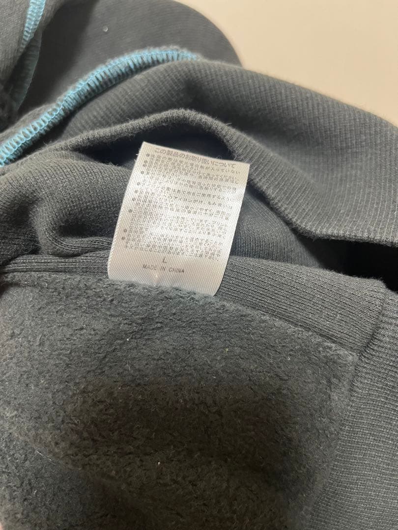 ずとまよ 愛のペガサス プレミアムツアーフーディ Lサイズ