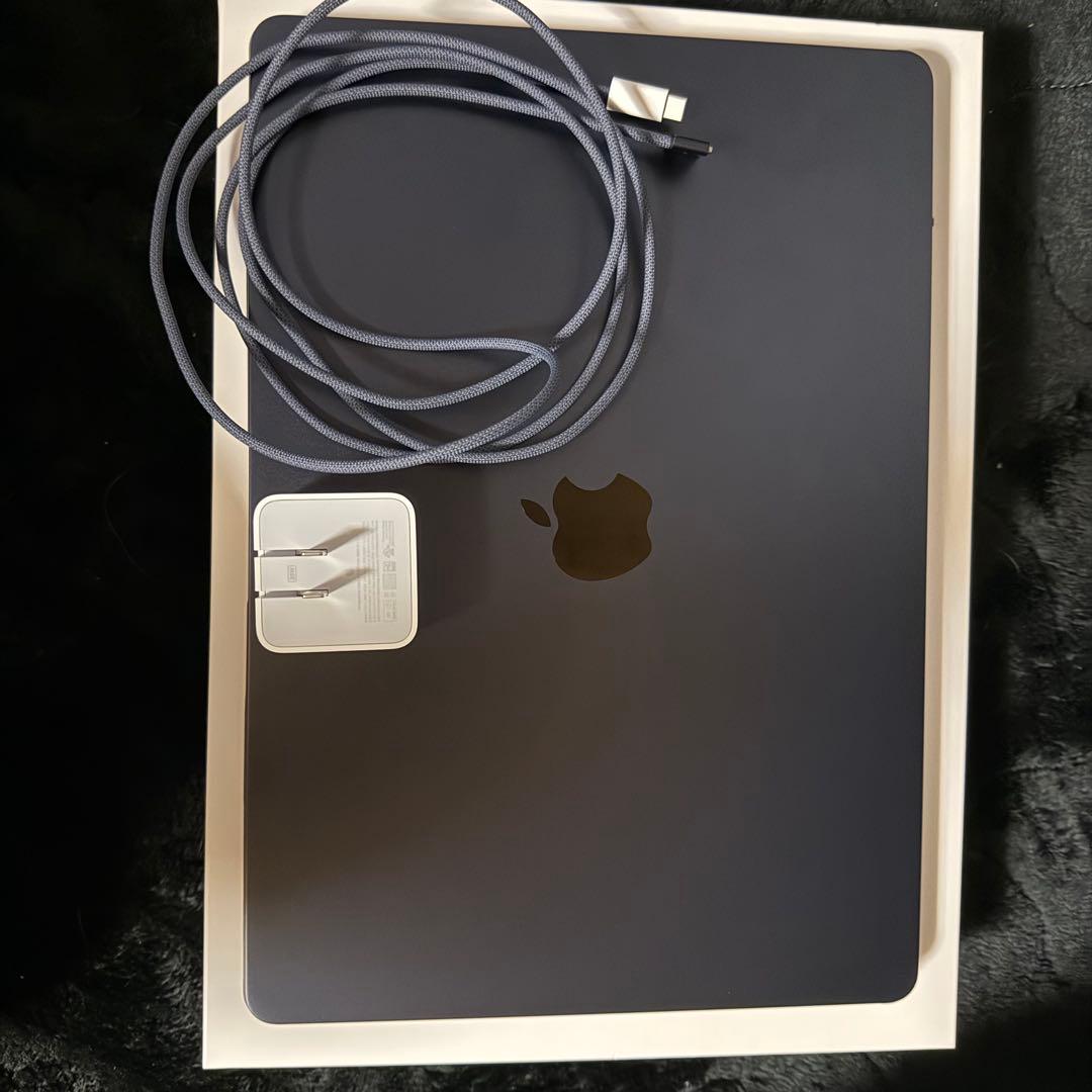 MacBook本体 Apple MacBook Air M4 16GB 256gb