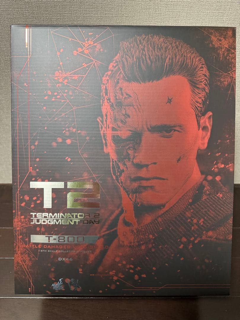 ホットトイズ T-800 バトルダメージ版 ターミネーター
