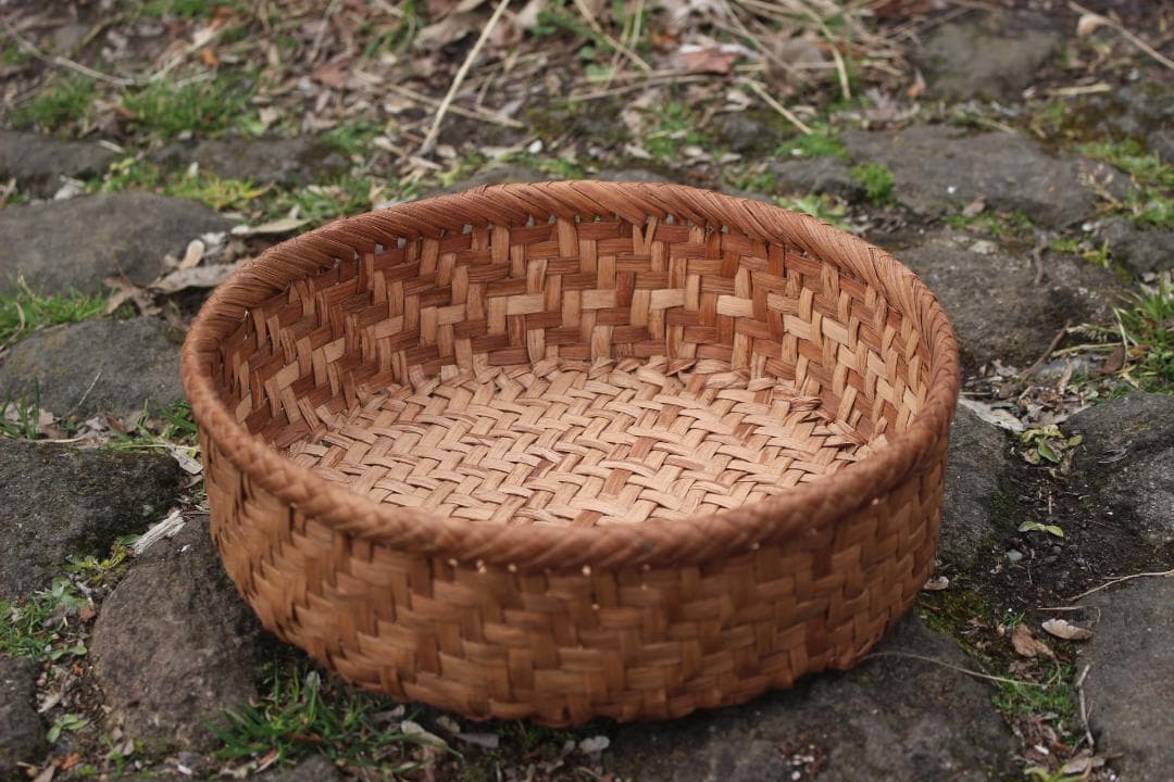 山葡萄 かご バッグ　籠 盛篭　丸ざる　ザル　小物入れ　天然　手作り