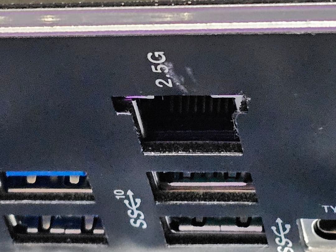 美品？ ASUS TUF Gaming Z690 PLUS D4 マザーボード