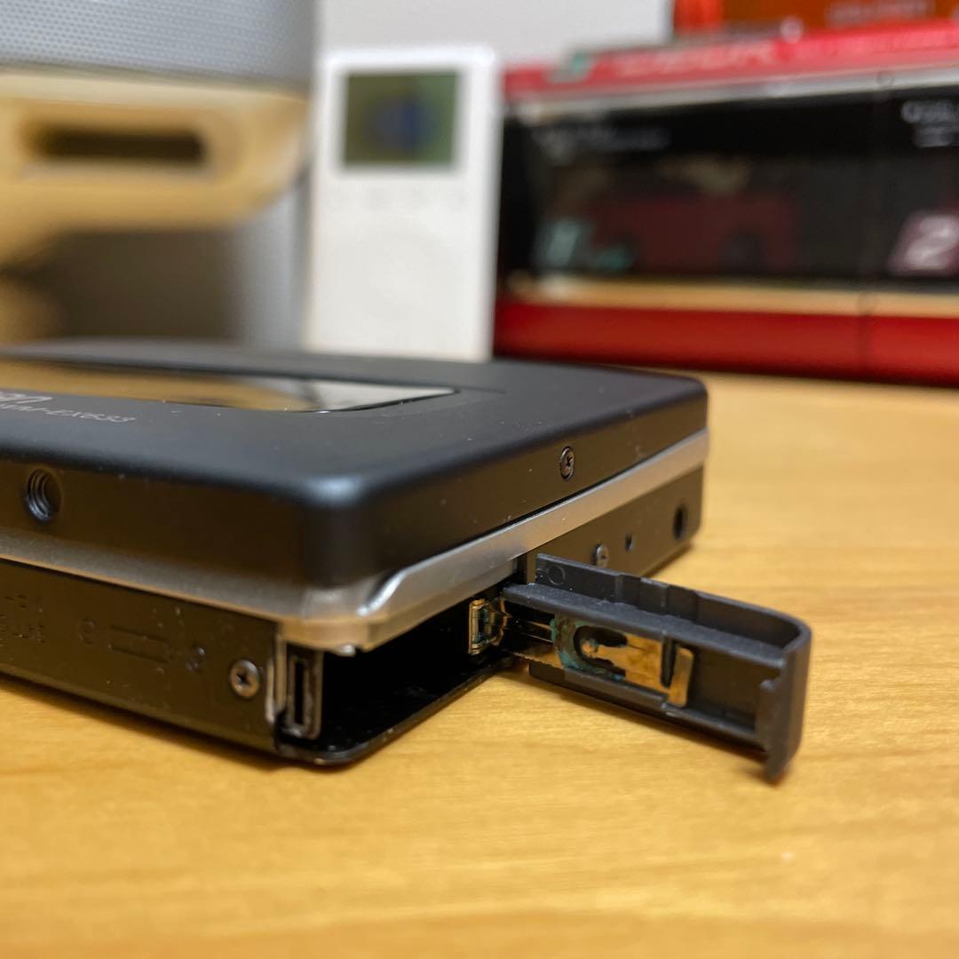［整備済現状品］WM-EX633 カセットウォークマン イヤホン、ケース付き