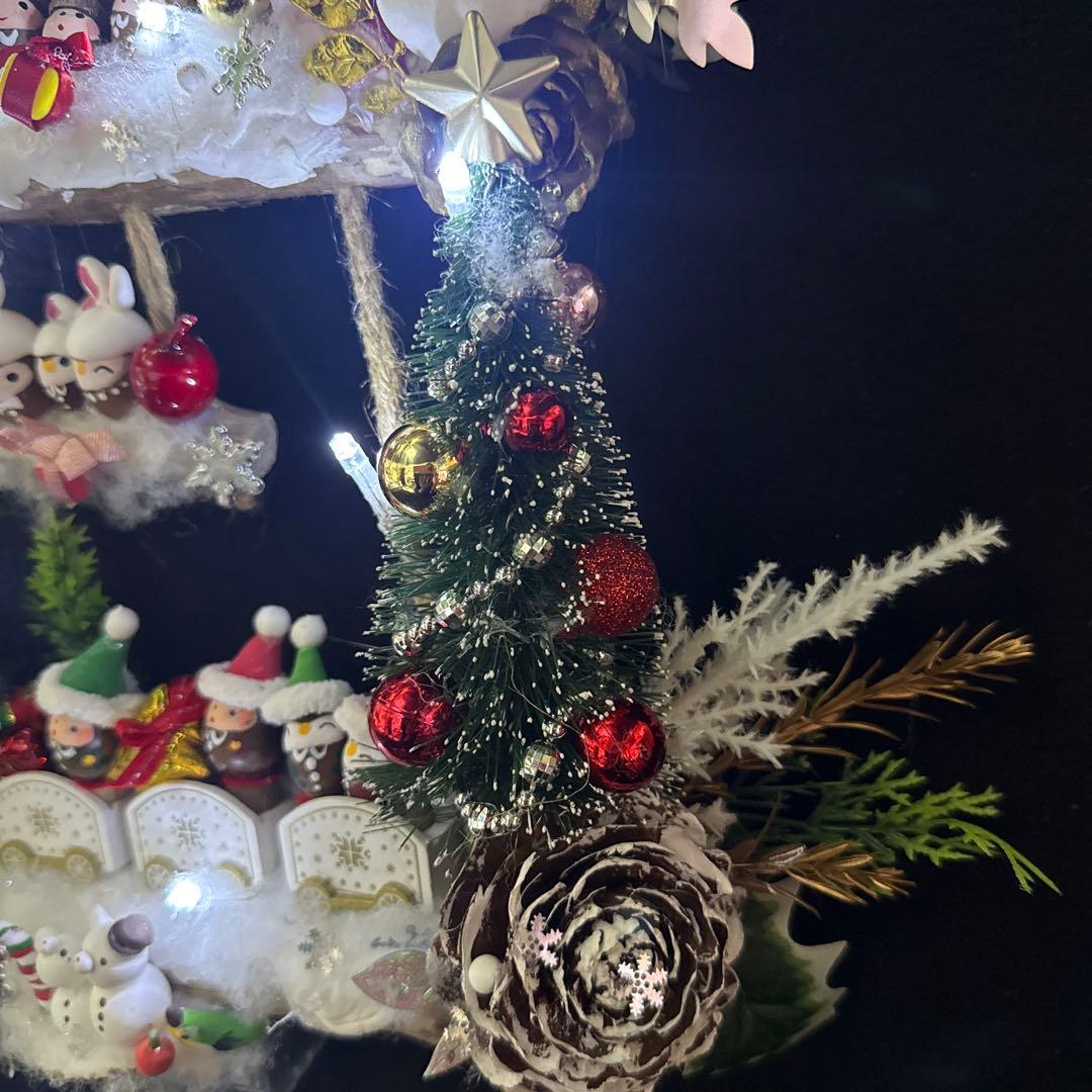 どんぐりアート♡トライアングルリース　ホワイトトレイン添え　ライト付き♡