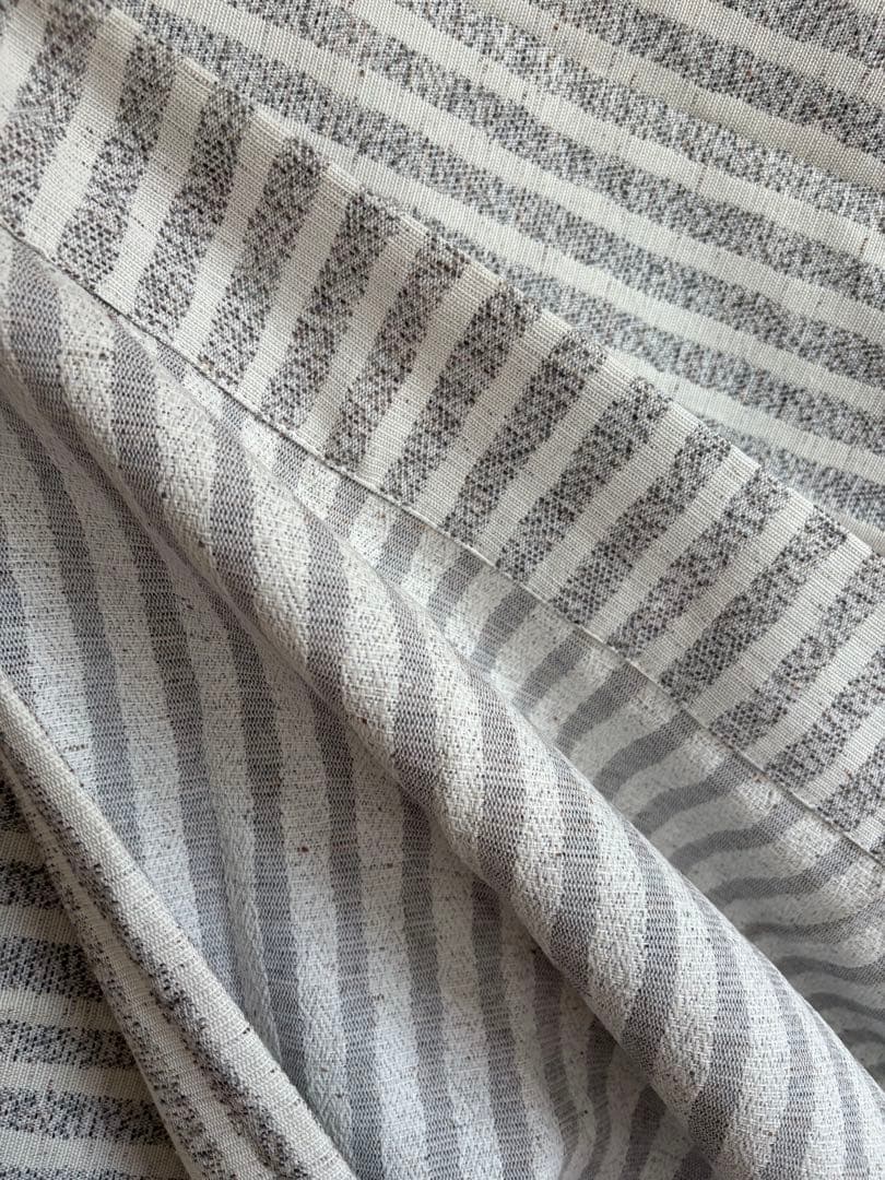 カーテン　びっくりカーテン　非遮光　グレー ジャガードカーテン 北欧