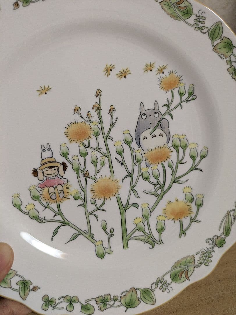 ノリタケ　Noritakeとなりのトトロ 陶器セット プレート2枚 カップ2個