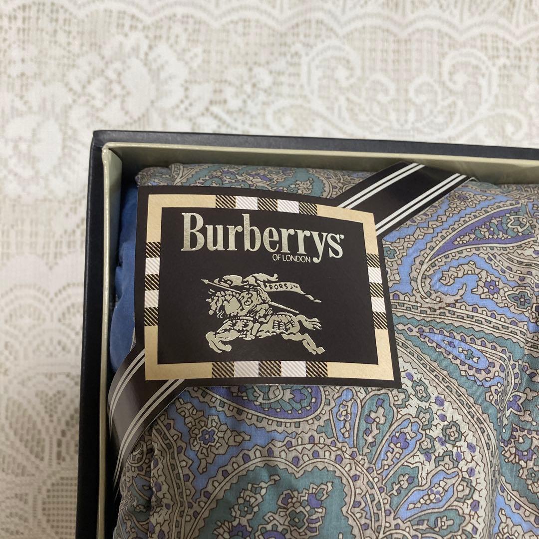 【新品】Burberry バーバリー　 羊毛肌掛け布団　ペイズリー柄　西川