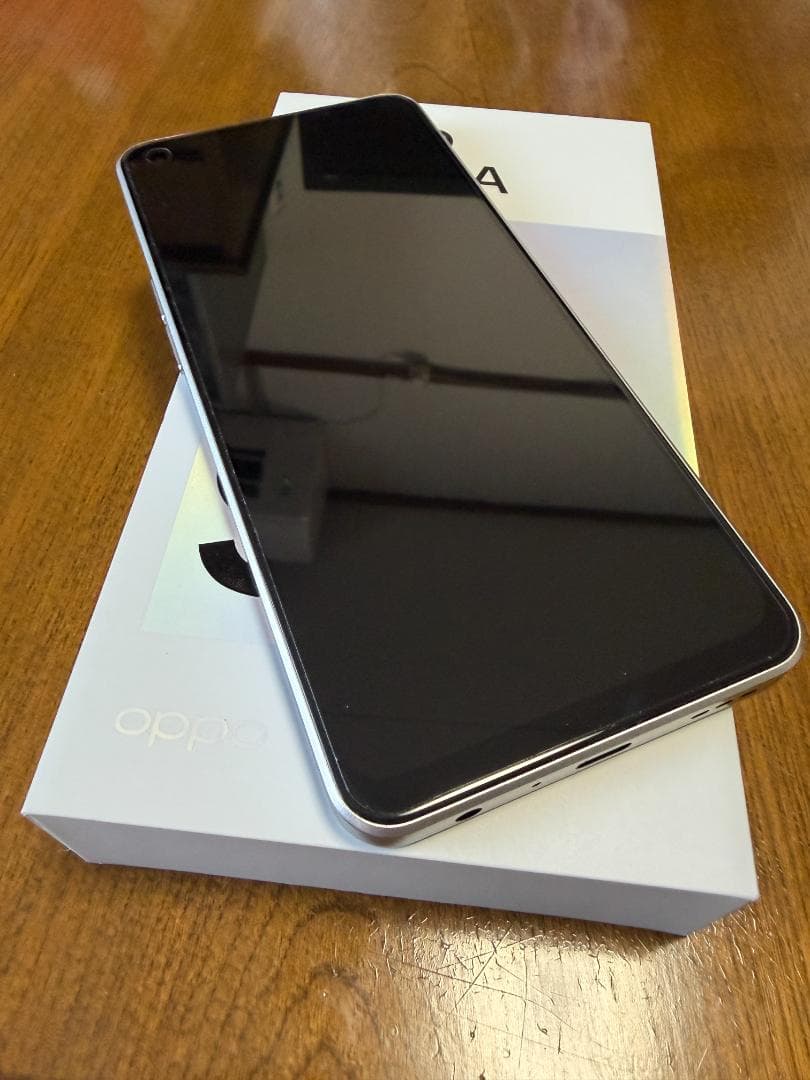 【美品】OPPO Reno 9A ホワイト ワイモバイル版 SIMフリー
