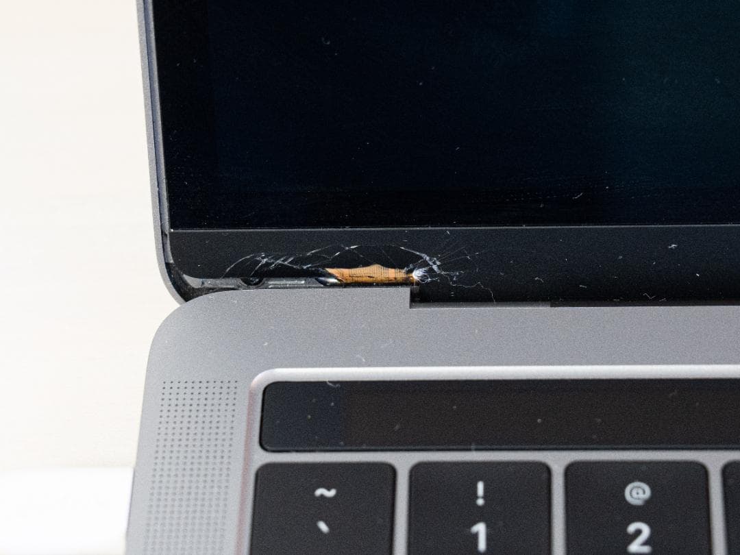 【ジャンク品】MacBook Pro 2018 スペースグレー