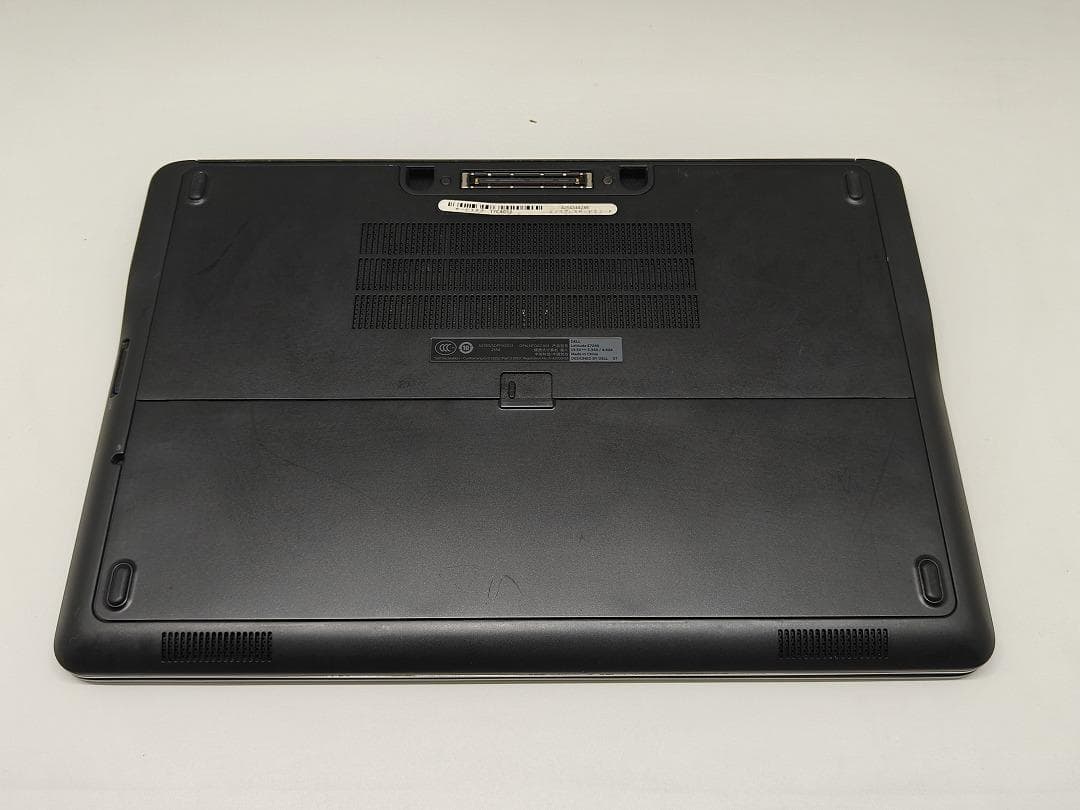 【DELL】爆速 Corei7/SSD128GB ノートパソコン 8GB D7