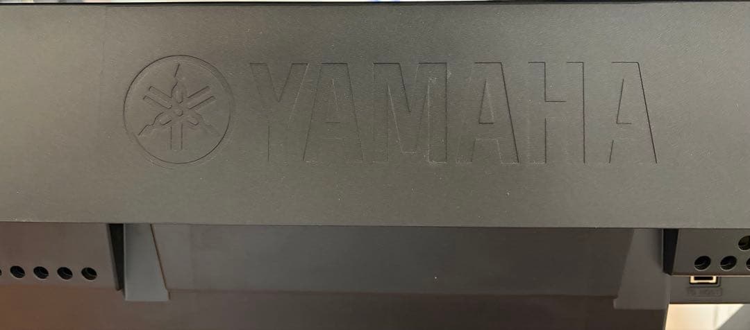 【美品】　送料無料　Yamaha　電子ピアノ　P-45B