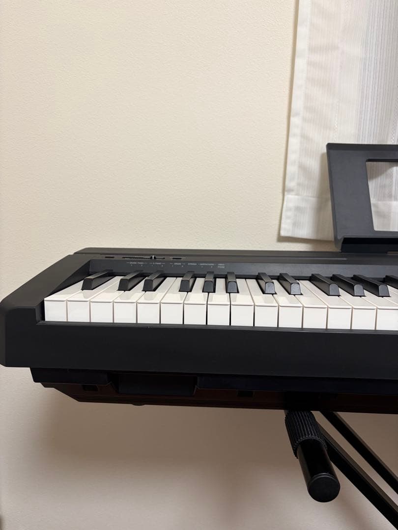 【美品】　送料無料　Yamaha　電子ピアノ　P-45B