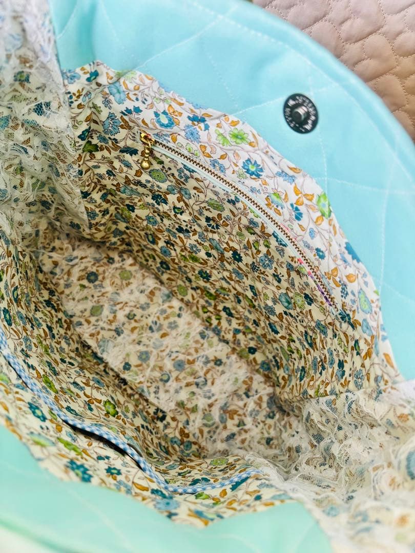 ☆*☆様 コヤンイサムチョン　インド刺繍リボン&サイドポケット巾着袋♡キルトバッ