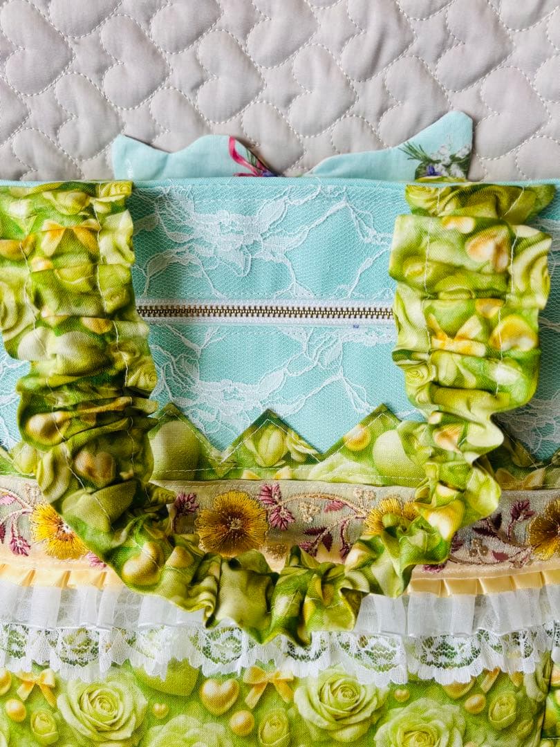 ☆*☆様 コヤンイサムチョン　インド刺繍リボン&サイドポケット巾着袋♡キルトバッ