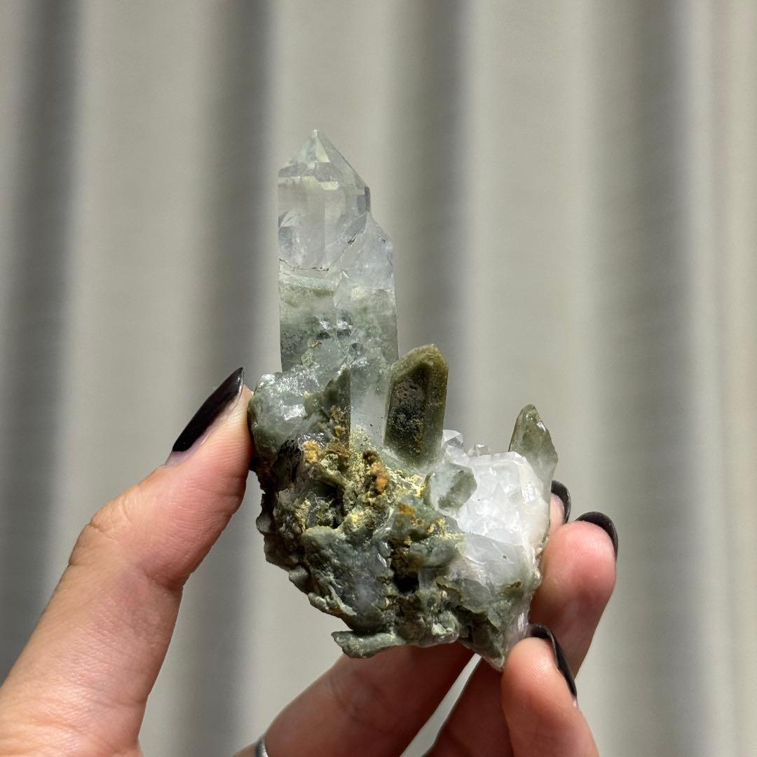 ブラジル産　ヒマラヤ水晶　ガーデンクォーツ　原石　69.5g NO.173