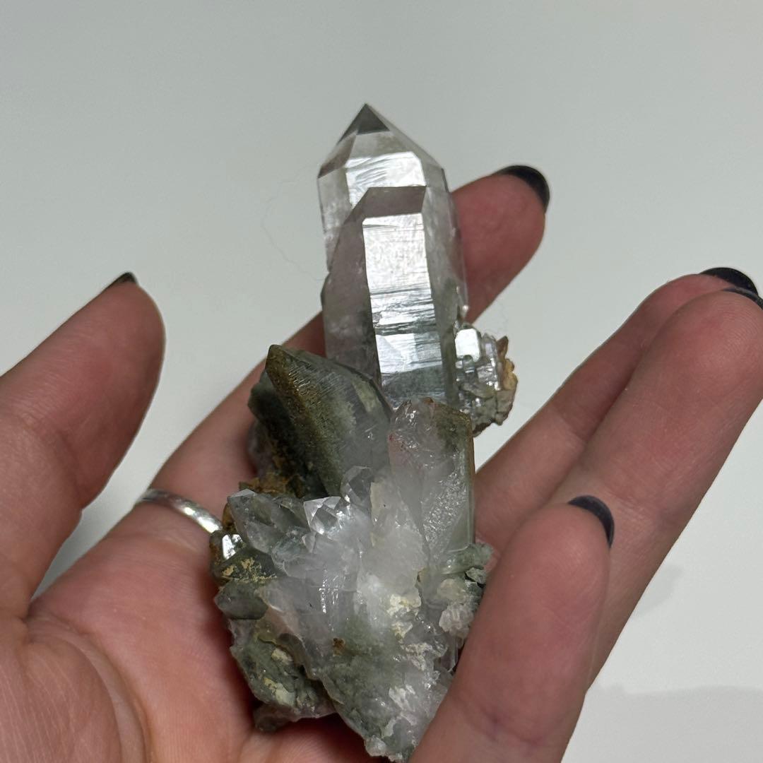 ブラジル産　ヒマラヤ水晶　ガーデンクォーツ　原石　69.5g NO.173